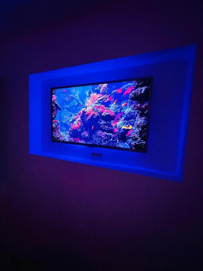 Brand New Modern 3 Bedroom Homeブラックプール エクステリア 写真